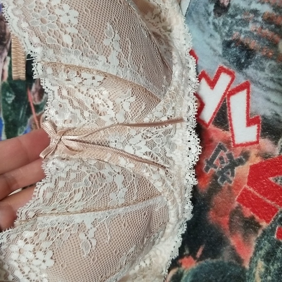 💎2 for $25💎 Elle Macpherson 36D Lace Peach Bra Intimates - Picture 7 of 9